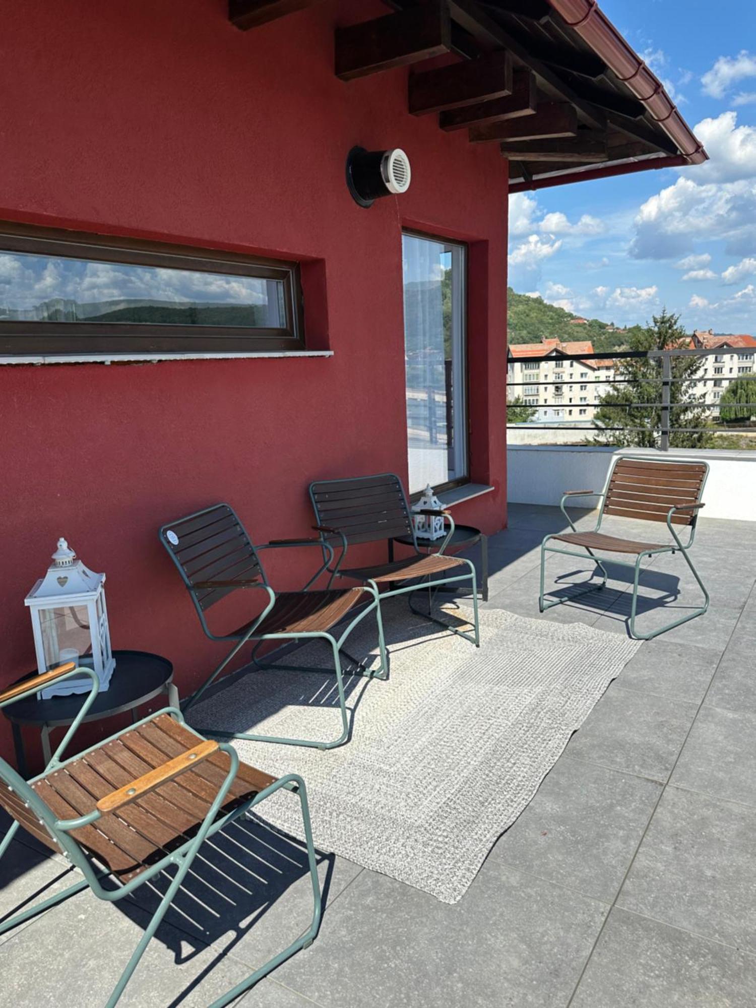 Daisy Apartment 27 锡吉什瓦拉 外观 照片