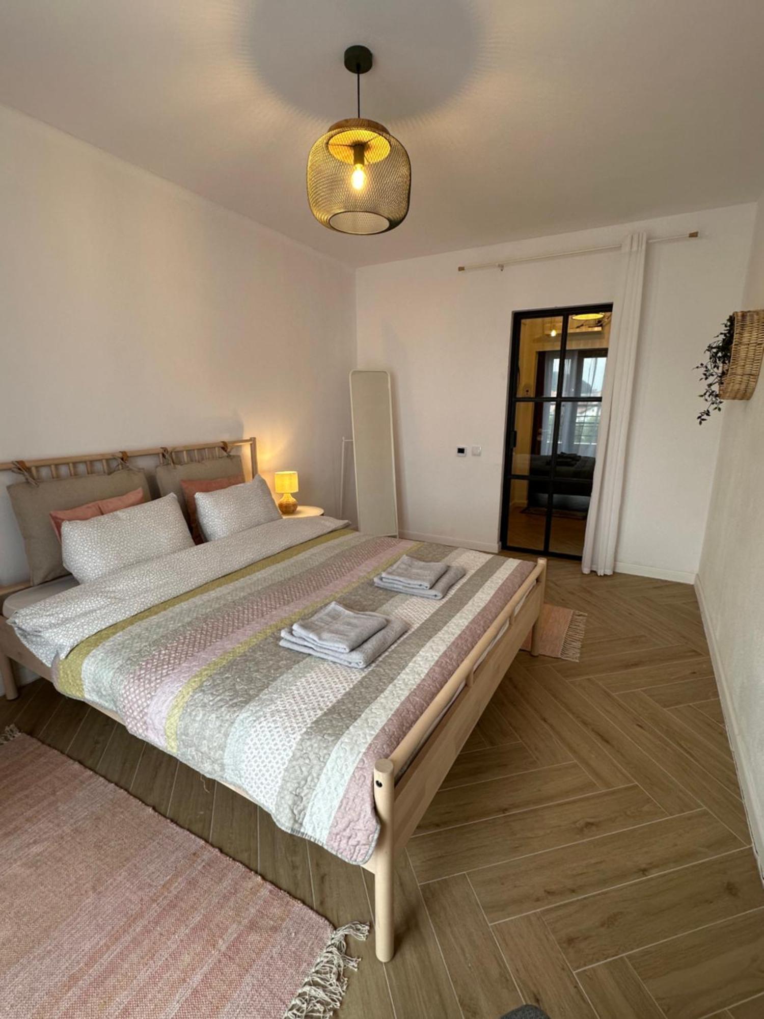 Daisy Apartment 27 锡吉什瓦拉 外观 照片